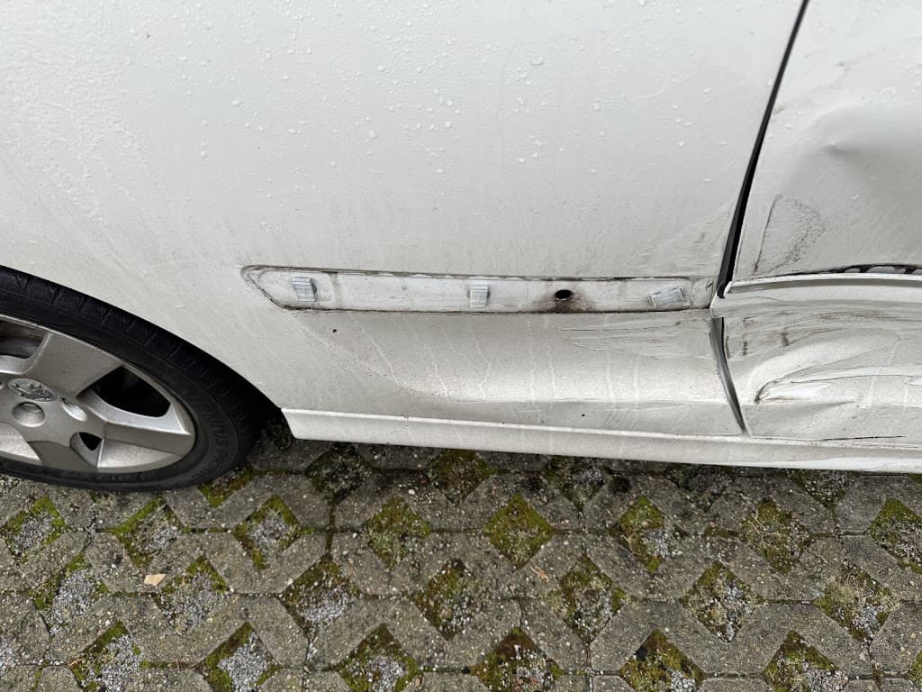 Kfz Gutachter Düsseldorf - Stern GmbH - Ingenieurbüro für Fahrzeugtechnik