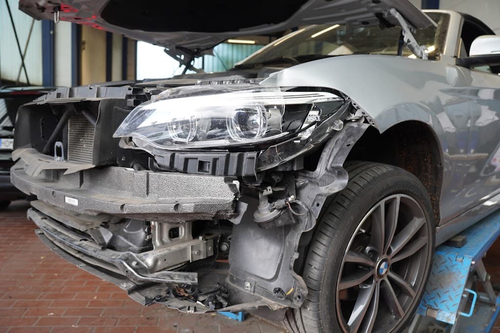 Kfz-Gutachter Berlin - Ingenieur- und Kfz-Sachverständigenbüro Sécrit GmbH - die Unfallgutachter aus Berlin